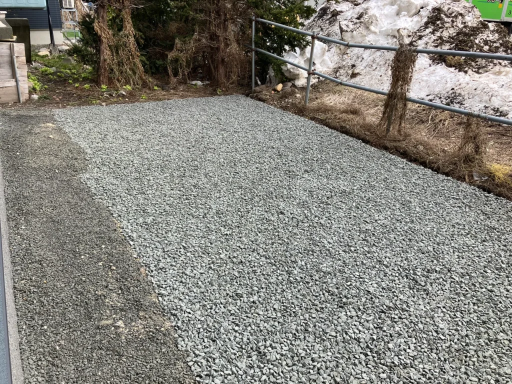 札幌市白石区菊水元町S様邸、新築裏庭の外構工事後の完成写真